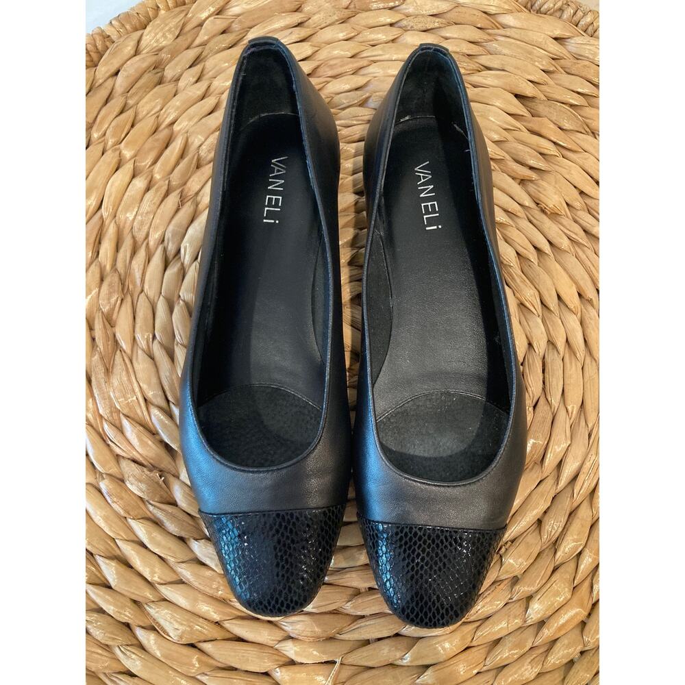 VANELi Black Leather & Snakeskin Cap-toe Flats Low Heel ~ Sz 8.5 ~ French Chic